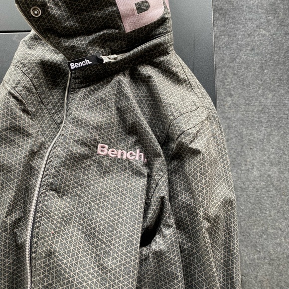 Grey Bench Jacket - Picture 3 of 3